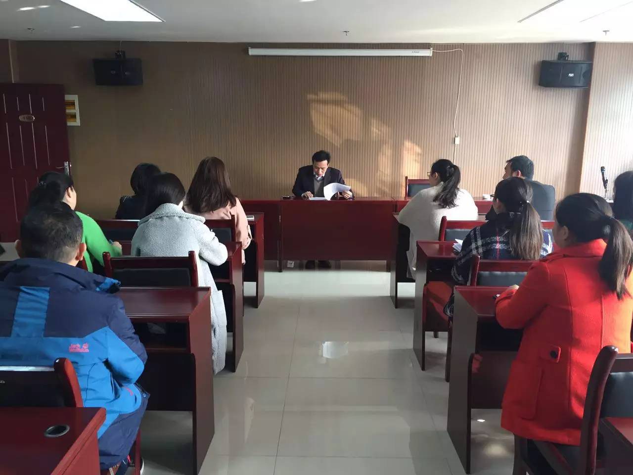 集团组织学习桑海行政服务中心消防窗口人员违纪文件精神