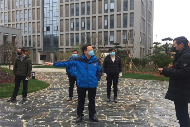 做防疫战线的“急先锋”