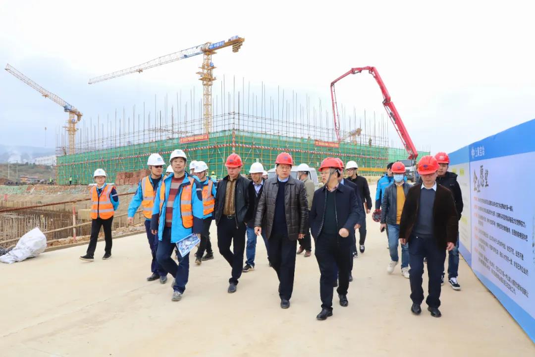 集团党委书记、董事长谢荣华调研集团重大重点建设项目