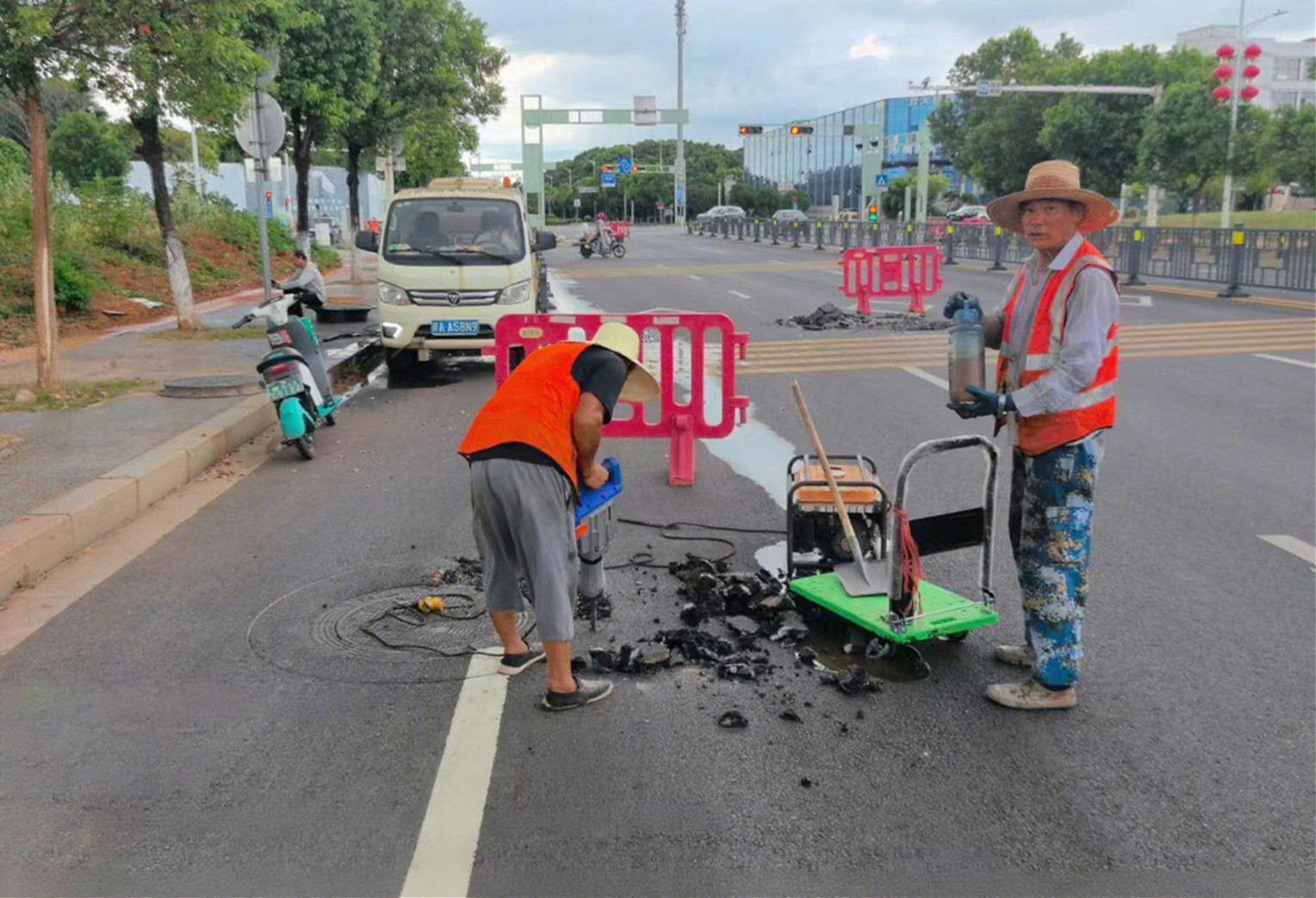 治理 “小井盖”，守护 “大民生”
